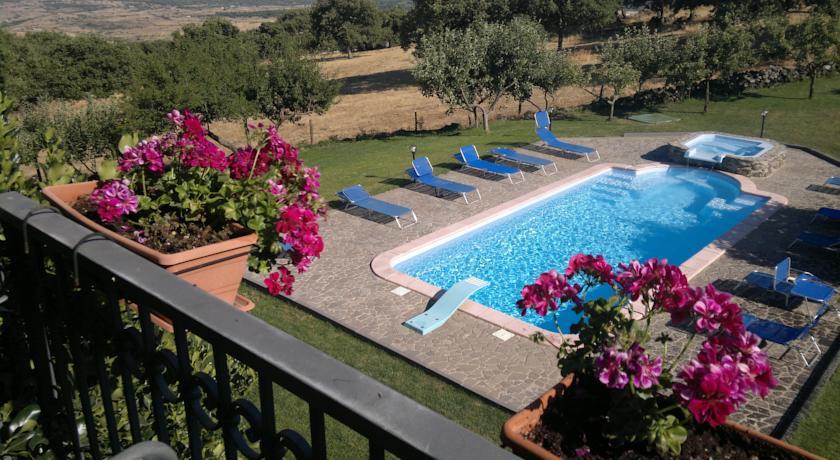 Отель Agriturismo Francadu