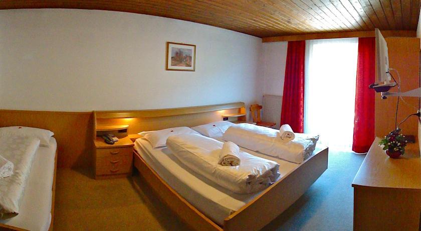 Отель Hotel Chalet Olympia
