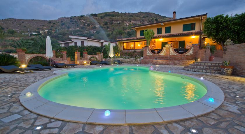 Мини-отель B&B La Collina Felice