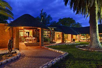 Отель Kalahari Anib Lodge