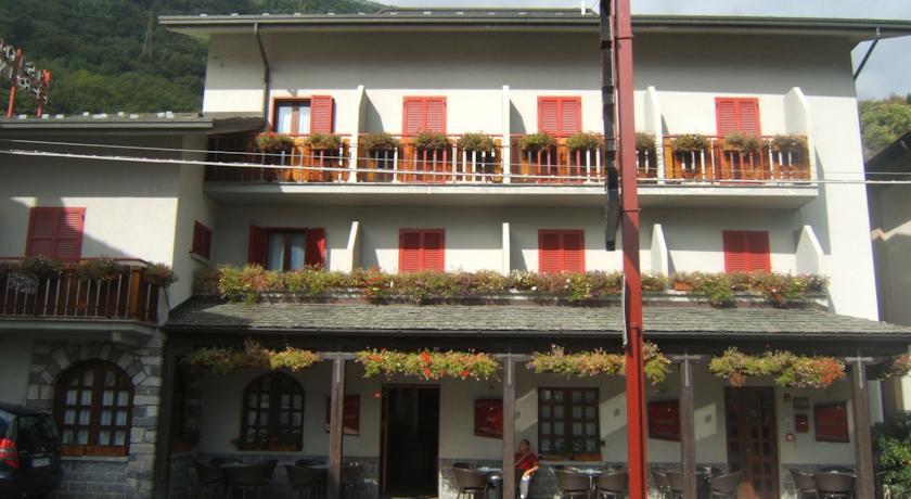 Отель Hotel Berlinghera