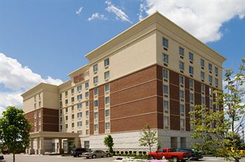 Отель Drury Inn & Suites Findlay