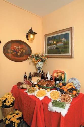 Отель Hotel Montegrande