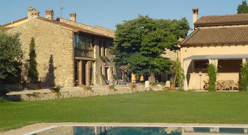 Отель Agriturismo Sambuco