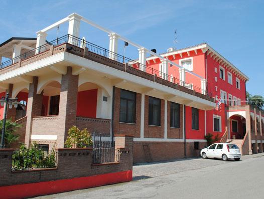 Отель Hotel Cigno Reale