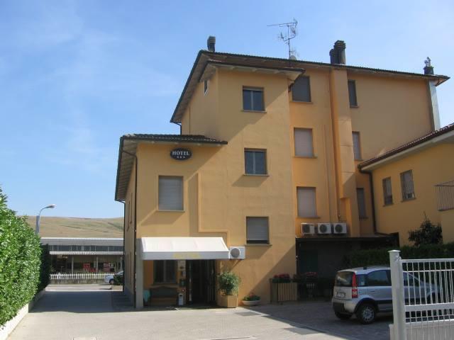 Отель Albergo Elena