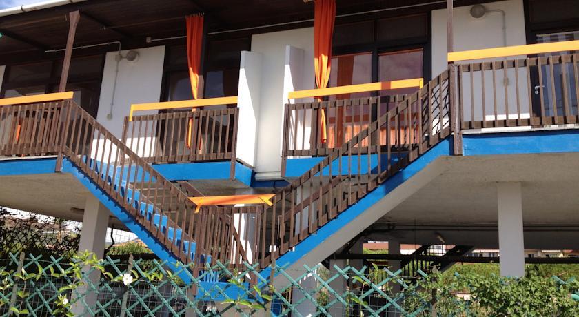Апартаменты Casa Vacanze Bungalow I Girasoli
