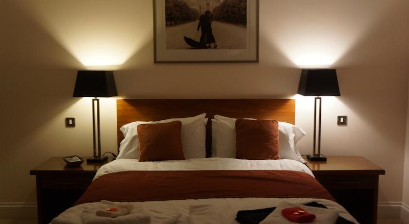 Отель The Lyn Valley Hotel