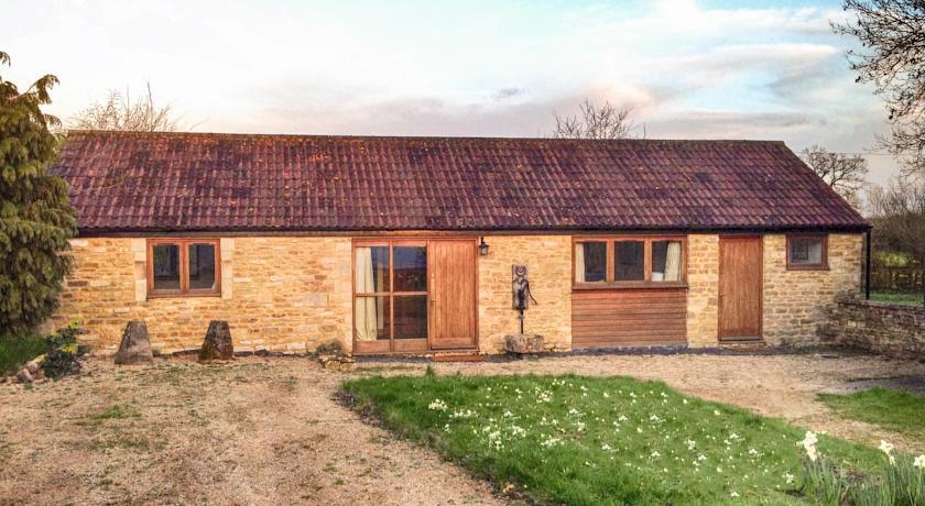 Апартаменты Whitley Coach House
