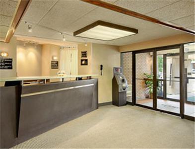Отель Days Inn - Saint Cloud
