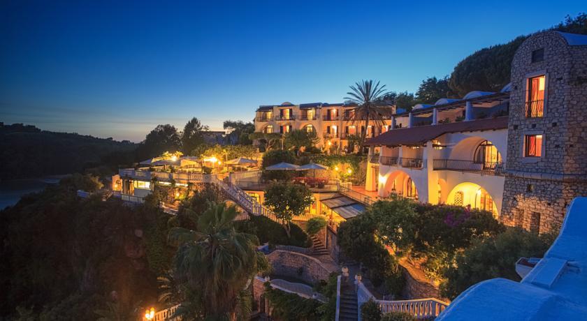 Отель Grand Hotel Le Rocce