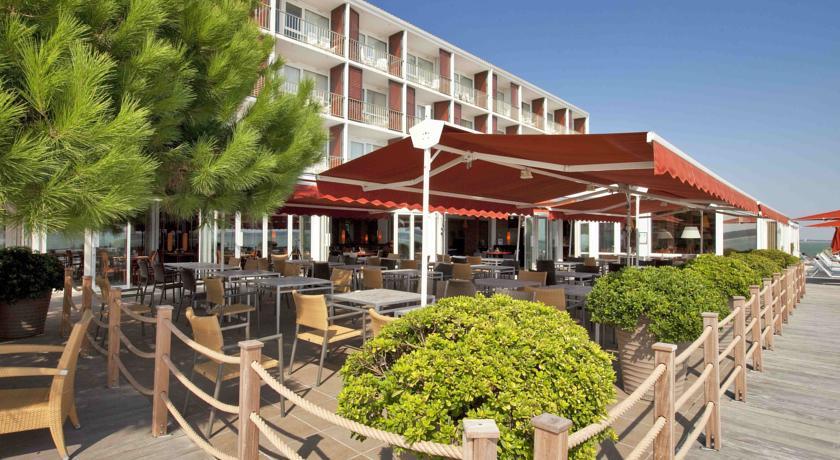 Отель Novotel Thalassa Ile d'Oléron