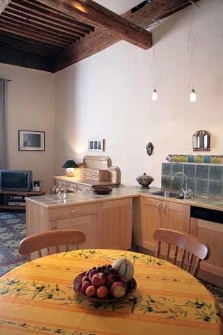 Апартаменты The Riverside Gites