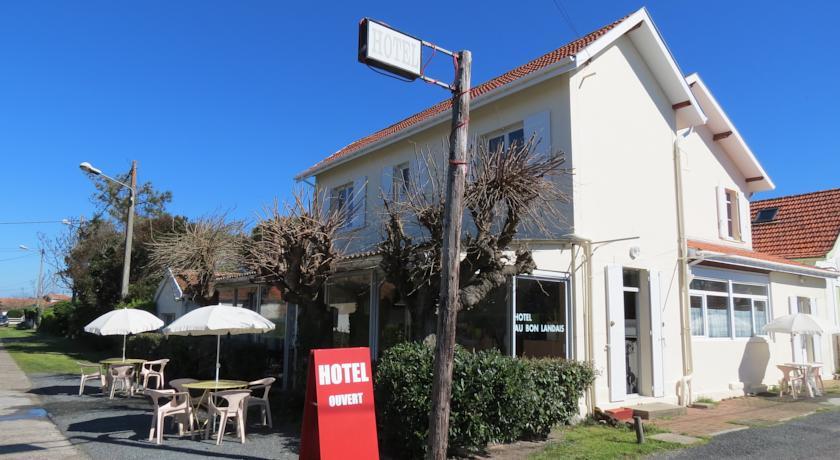 Отель Hôtel Au Bon Landais