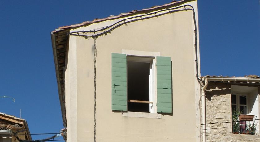 Апартаменты La Maison Jaune