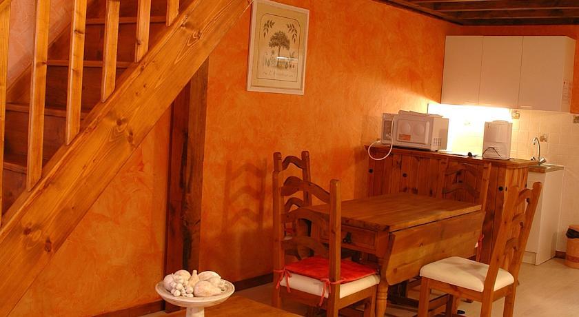 Апартаменты Gîtes du Domaine des Thômeaux