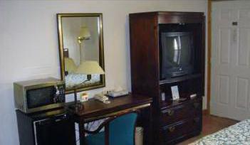 Отель Americas Best Value Inn Mayflower