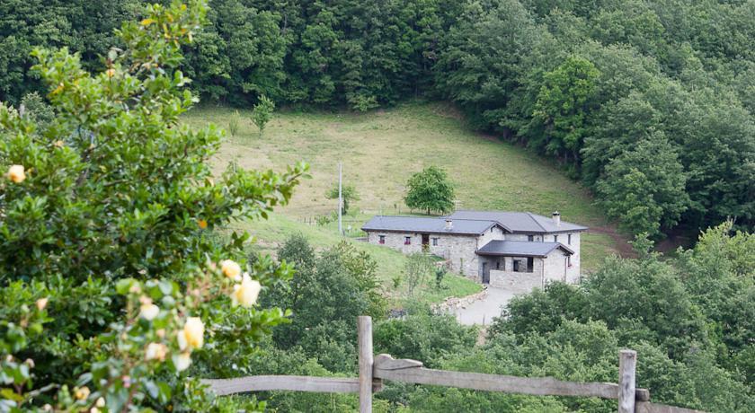 Отель Agriturismo Le Querciole