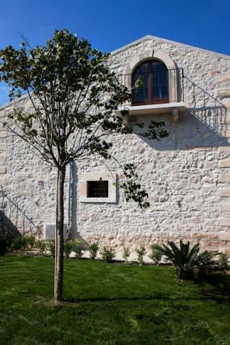 Отель Tenuta Serravalle