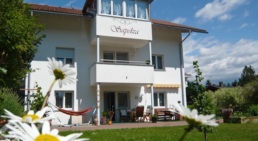 Отель Apartments Sapelza