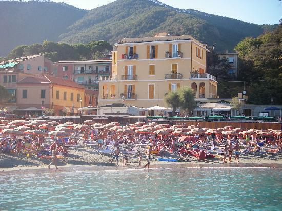 Отель Hotel La Spiaggia