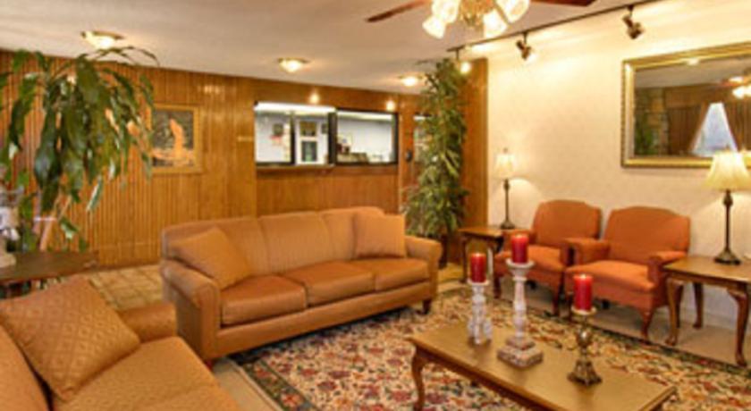 Отель Days Inn Tulsa South