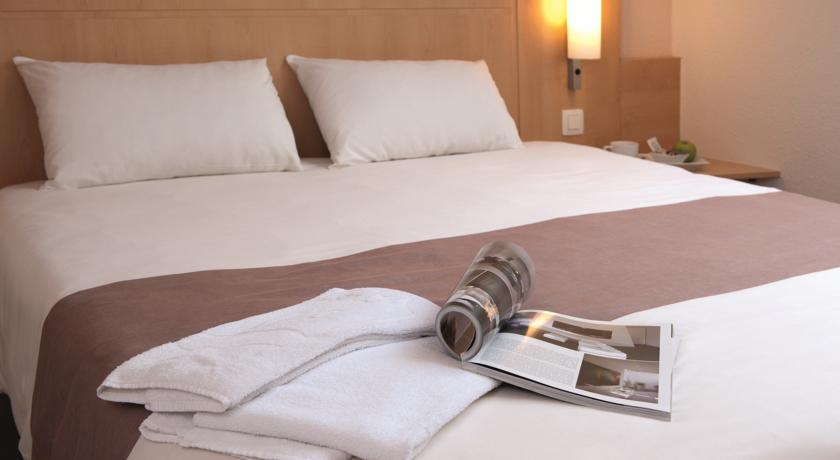 Отель ibis Charleroi Aéroport