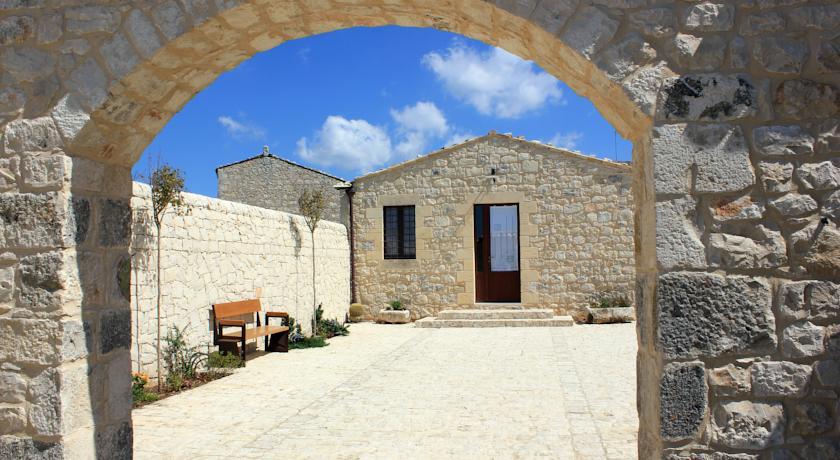 Отель Borgo Monachella