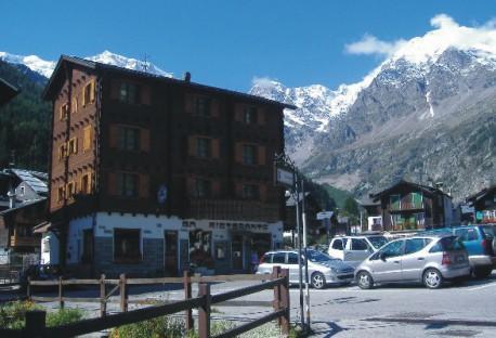 Отель Albergo Ristorante Bar Dufour