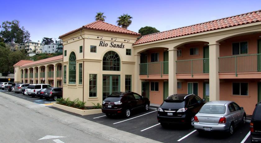 Отель Rio Sands Hotel