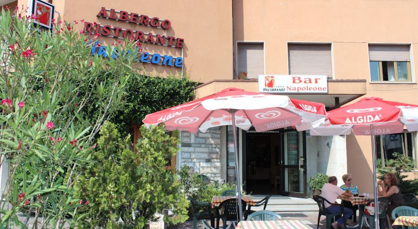 Отель Albergo Napoleone