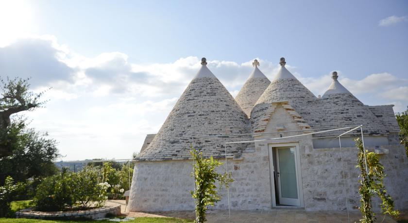 Мини-отель Leonardo Trulli Resort