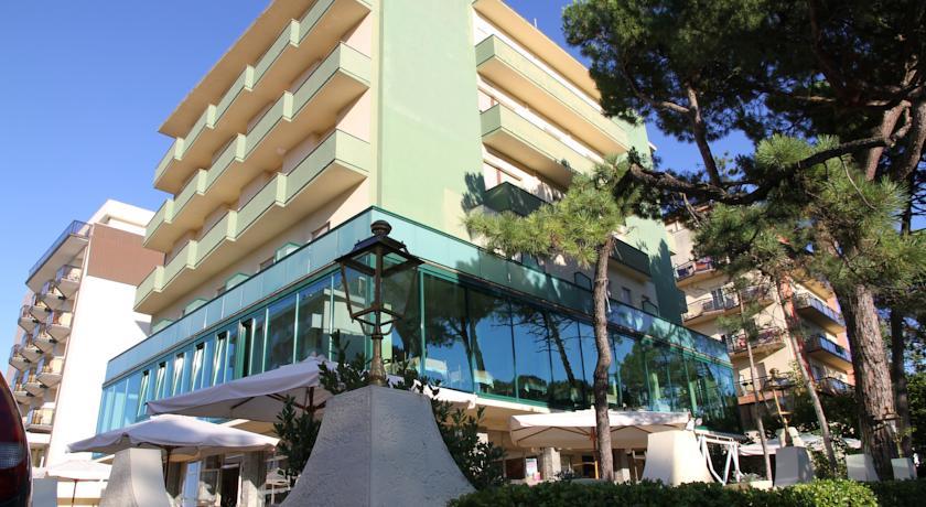 Отель Hotel Costaverde