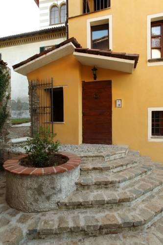 Отель Castello di Grillano Guest House