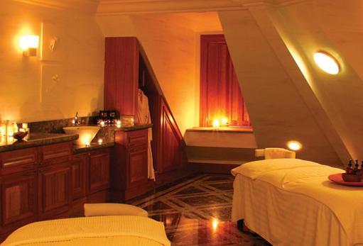 Отель Pennyhill Park Hotel and The Spa