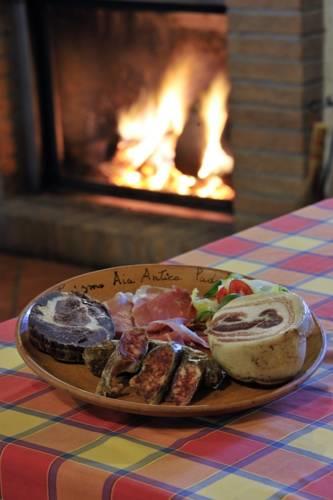 Отель Agriturismo Aia Antica