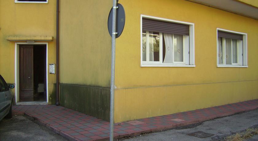 Хостел Train Station Hostel