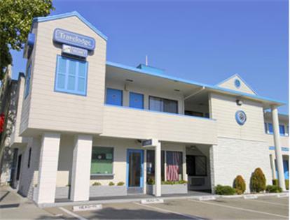 Отель Berkeley Travelodge