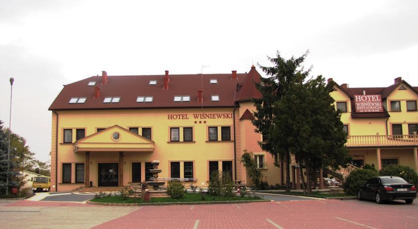 Отель Hotel Wiśniewski