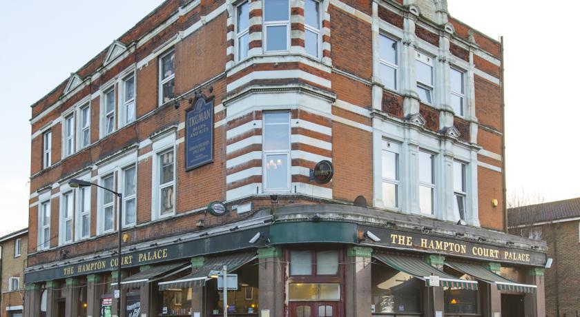 Hampton Court Palace Hotel
