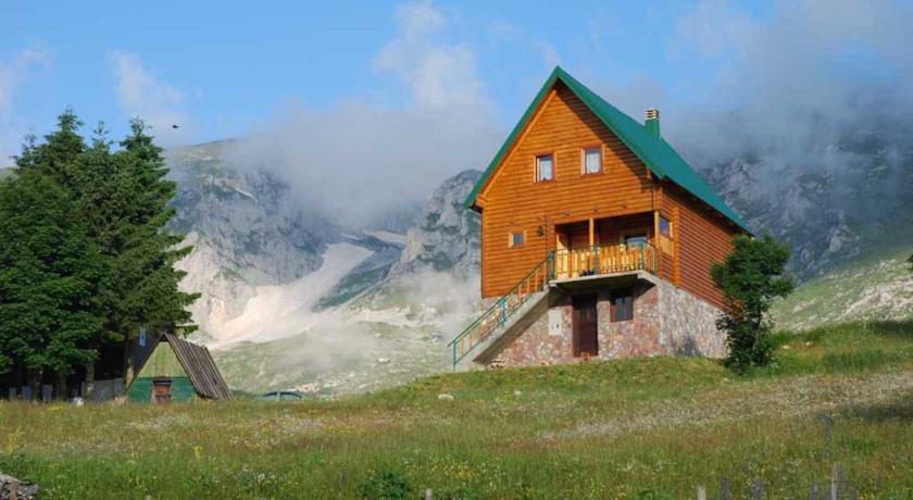 Апартаменты Family Farm Apartments