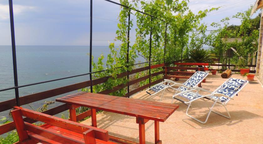 Апартаменты Anja Apartments