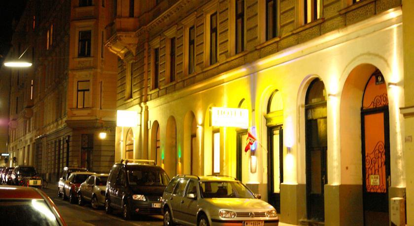 Pension Columbia