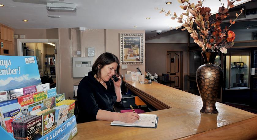 Отель The Wynnstay Arms Hotel by Marston's Inns