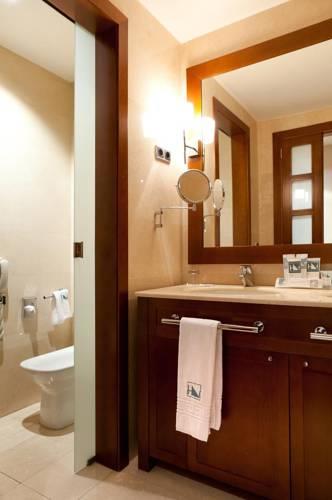 Отель Eurostars Diana Palace