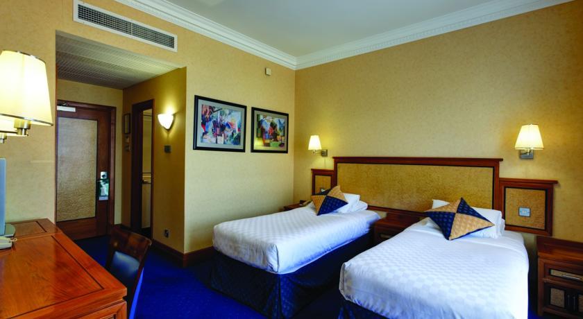 Отель Grange Bracknell Hotel