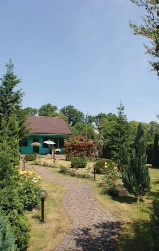Апартаменты Holiday home Nowe Warpno Wiejska