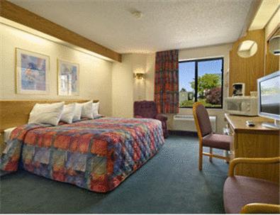 Отель Days Inn Blue Springs
