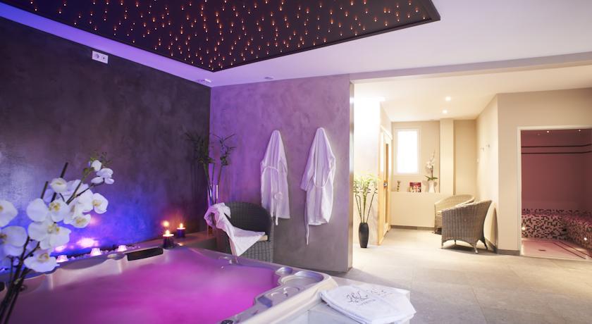 Отель Logis Hôtel Lutétia & Spa