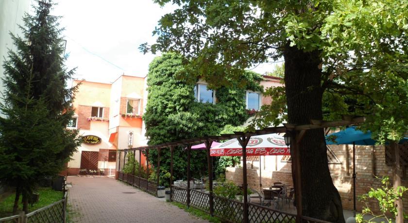 Отель Hotel Pod Dębem